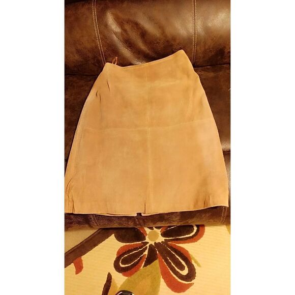 st John's bay suede skirt size 10 in great condition. Vintage thick leather. - Picture 1 of 6